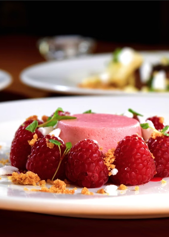 Himbeer-Dessert von Feinkost Lindner