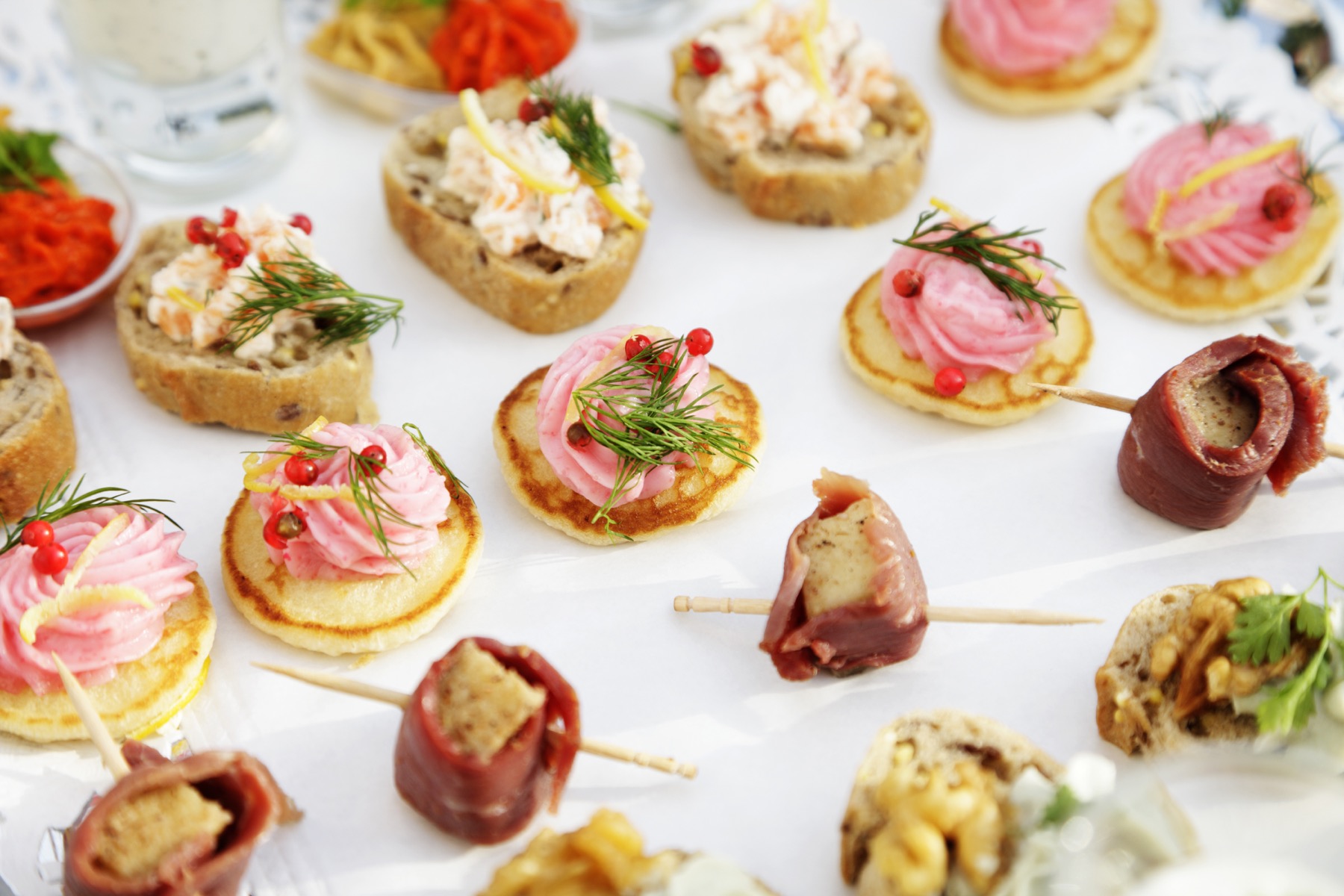 Feine Häppchen von Feinkost Lindner, dem Catering-Partner von Loft 18